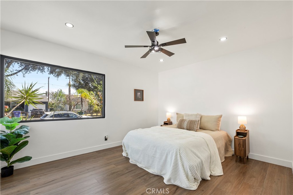 11412 Broaded St.