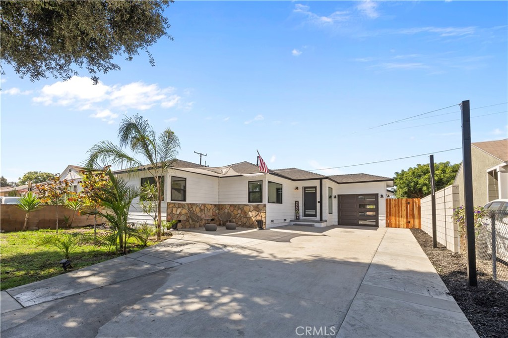 11412 Broaded St.