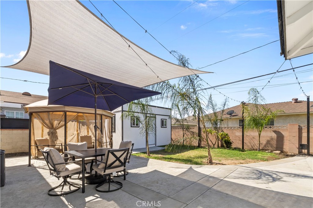 11412 Broaded St.