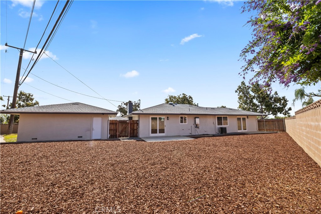 9056 La Vine