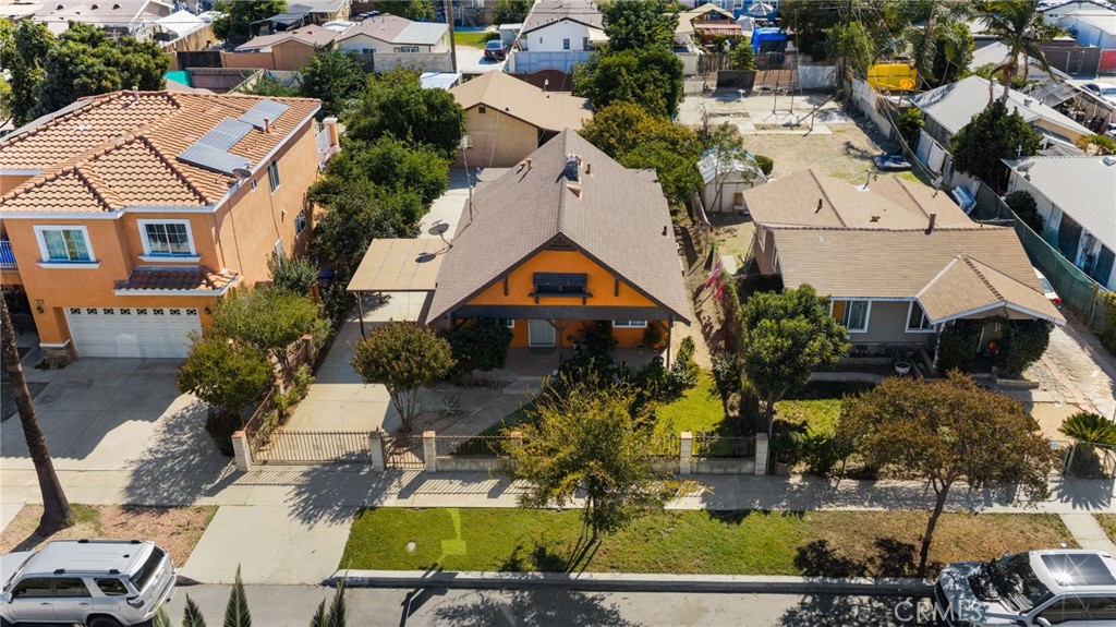 621 W Sunkist Street