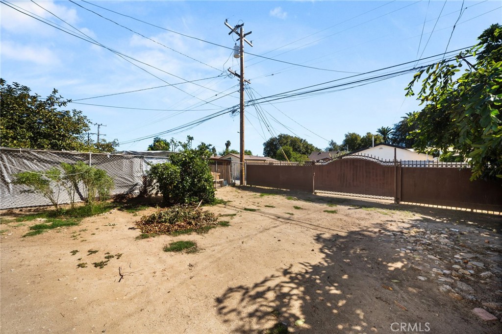 621 W Sunkist Street