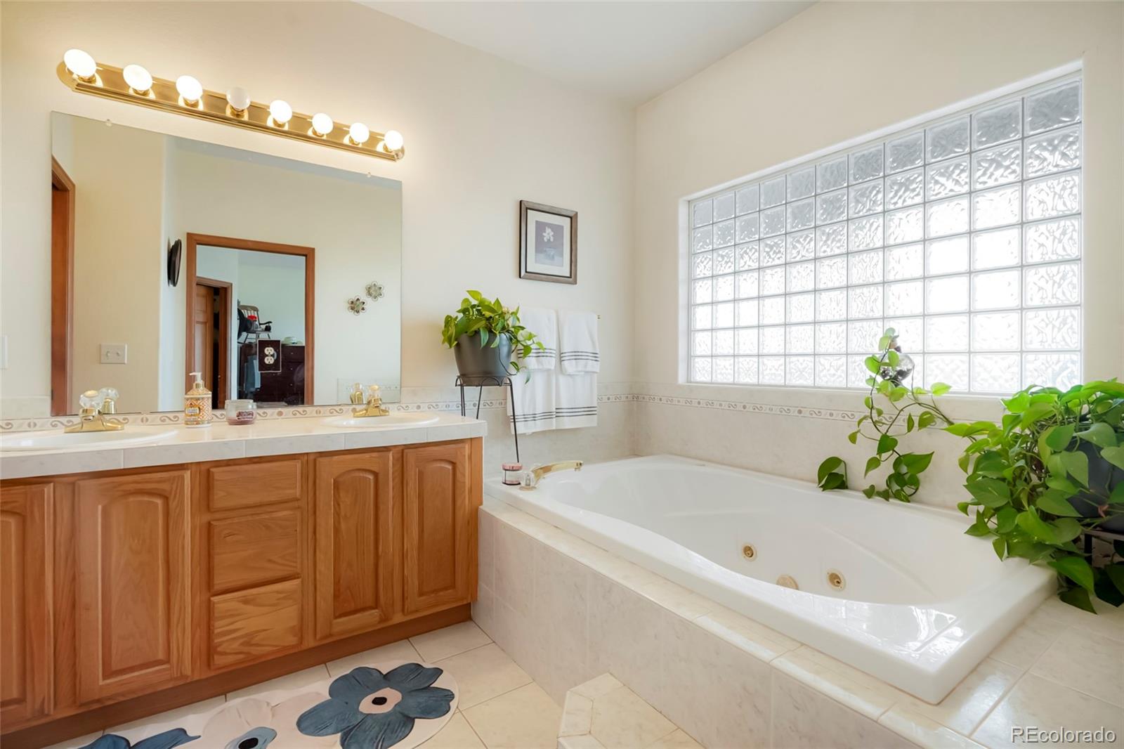 57443 E Geddes Avenue