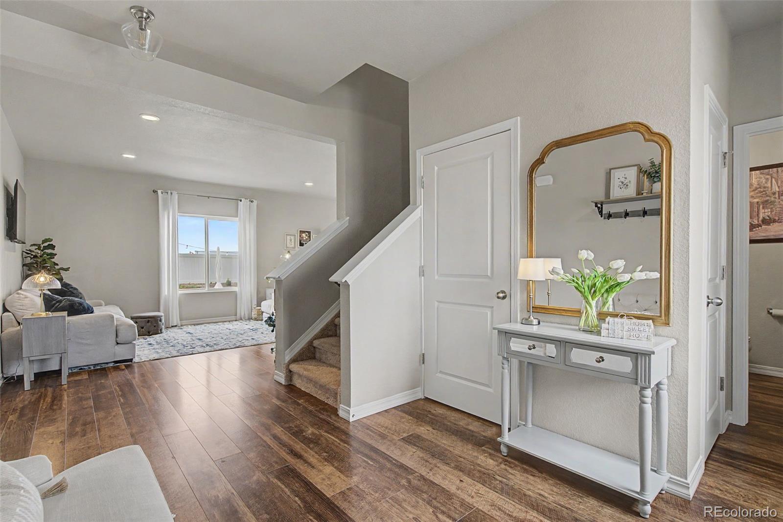 7994 Hardwood Circle