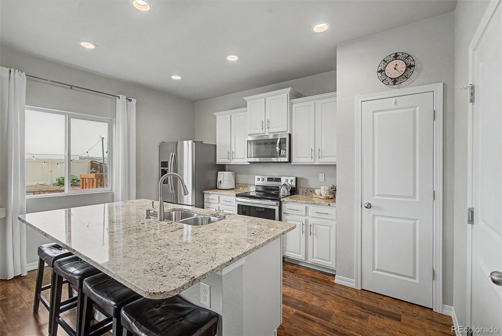7994 Hardwood Circle
