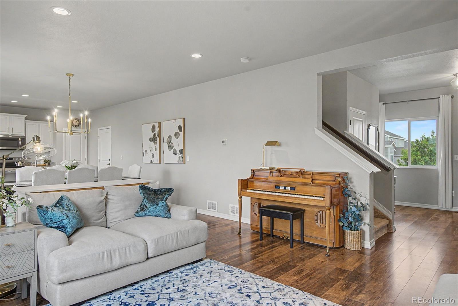 7994 Hardwood Circle