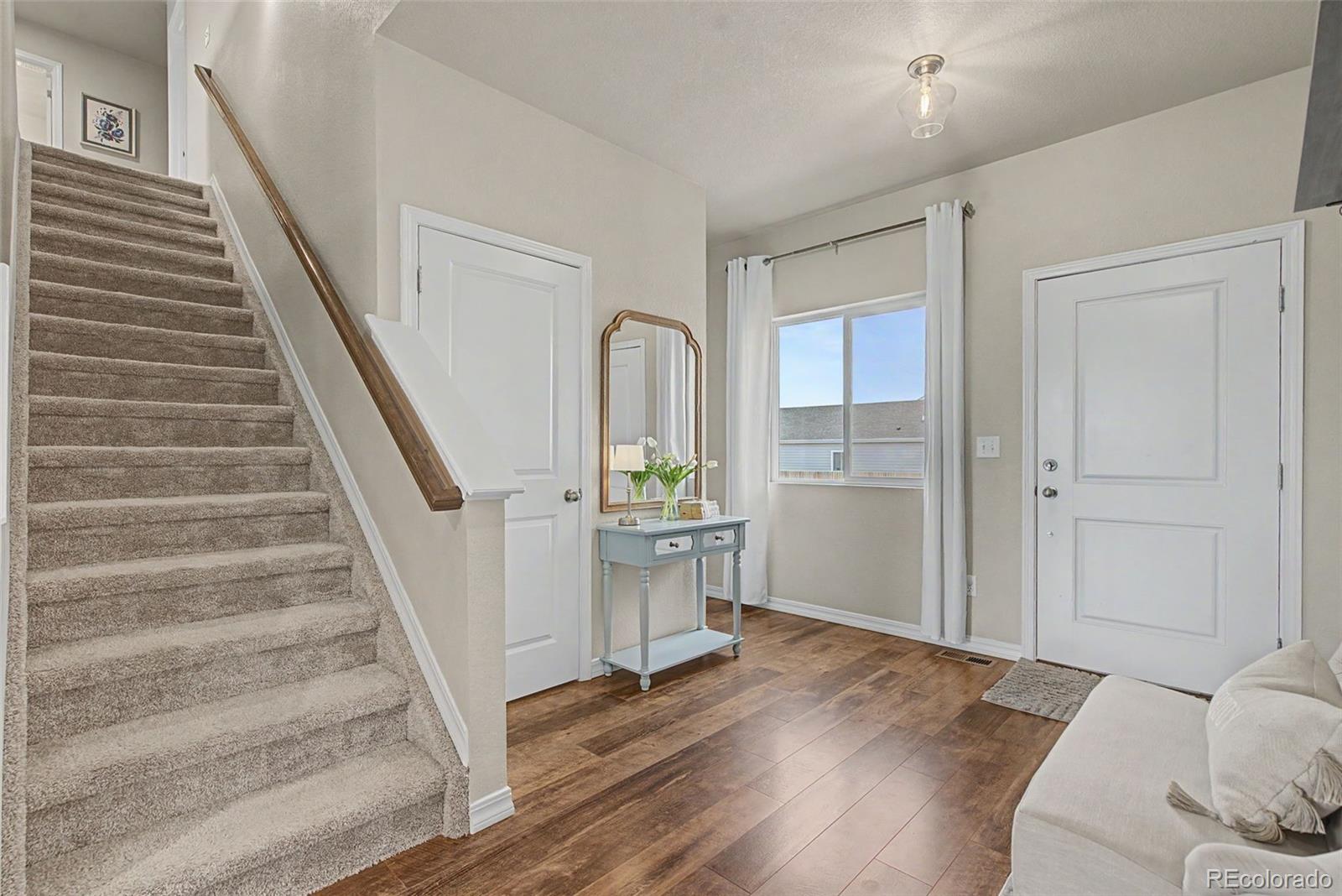 7994 Hardwood Circle