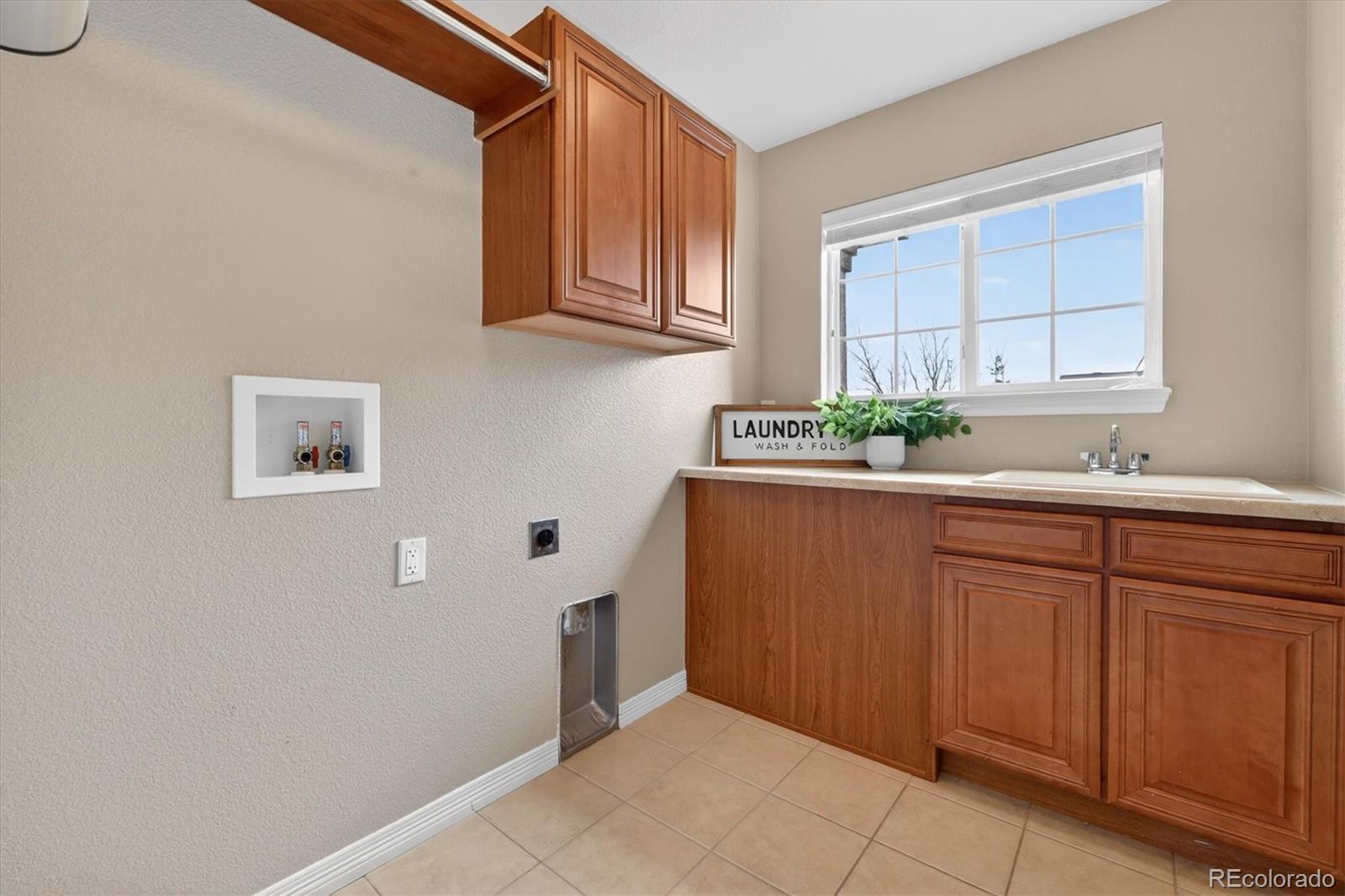 2565 Red Hawk Ridge Drive