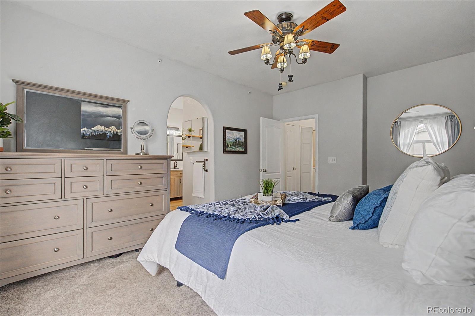 3238 Atrium Point