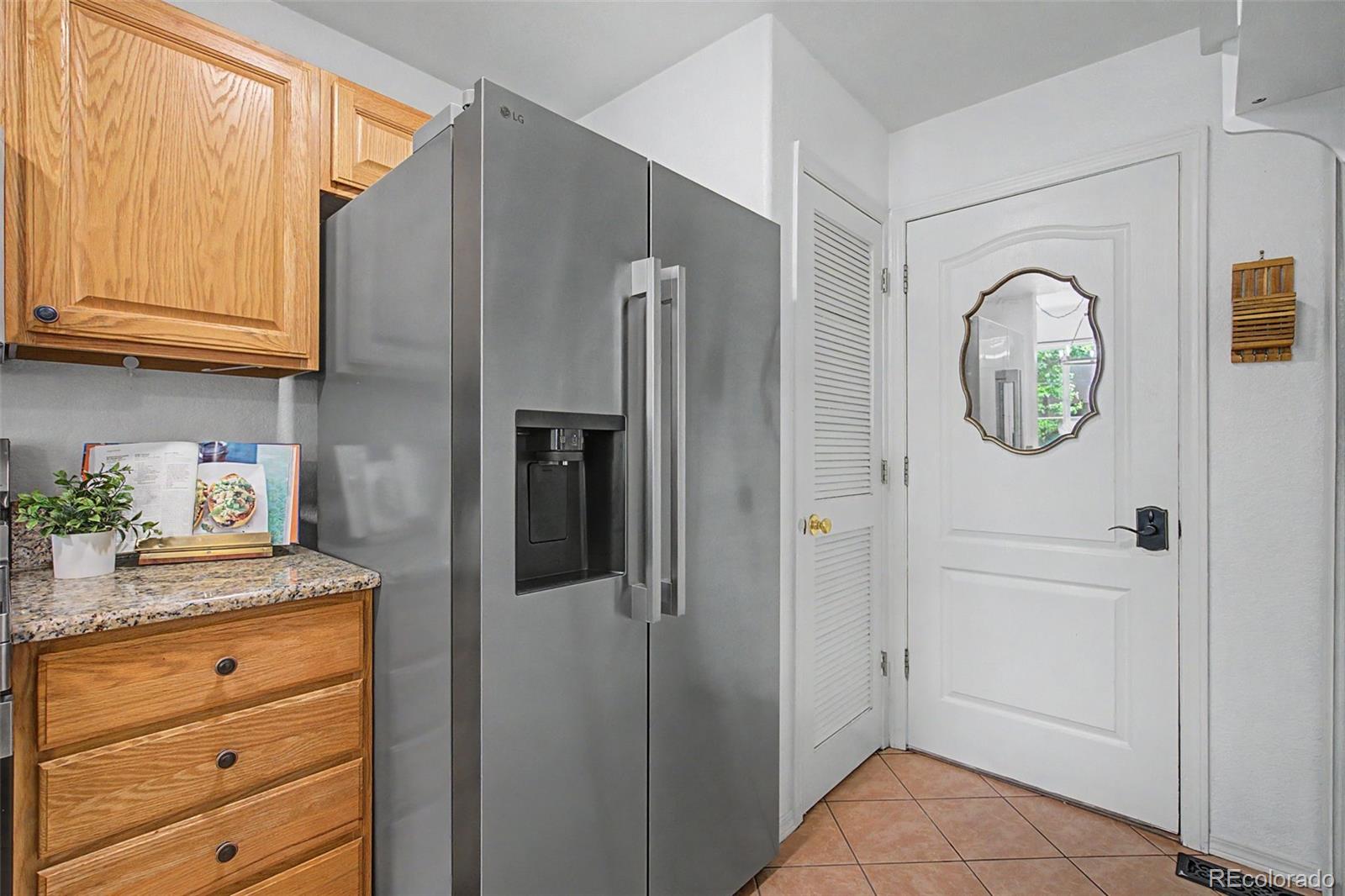 3238 Atrium Point