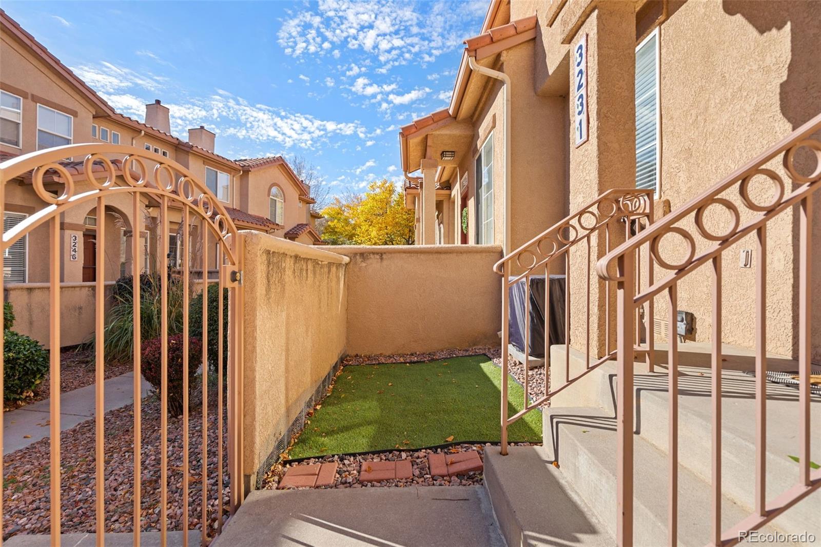 3231 Apogee View