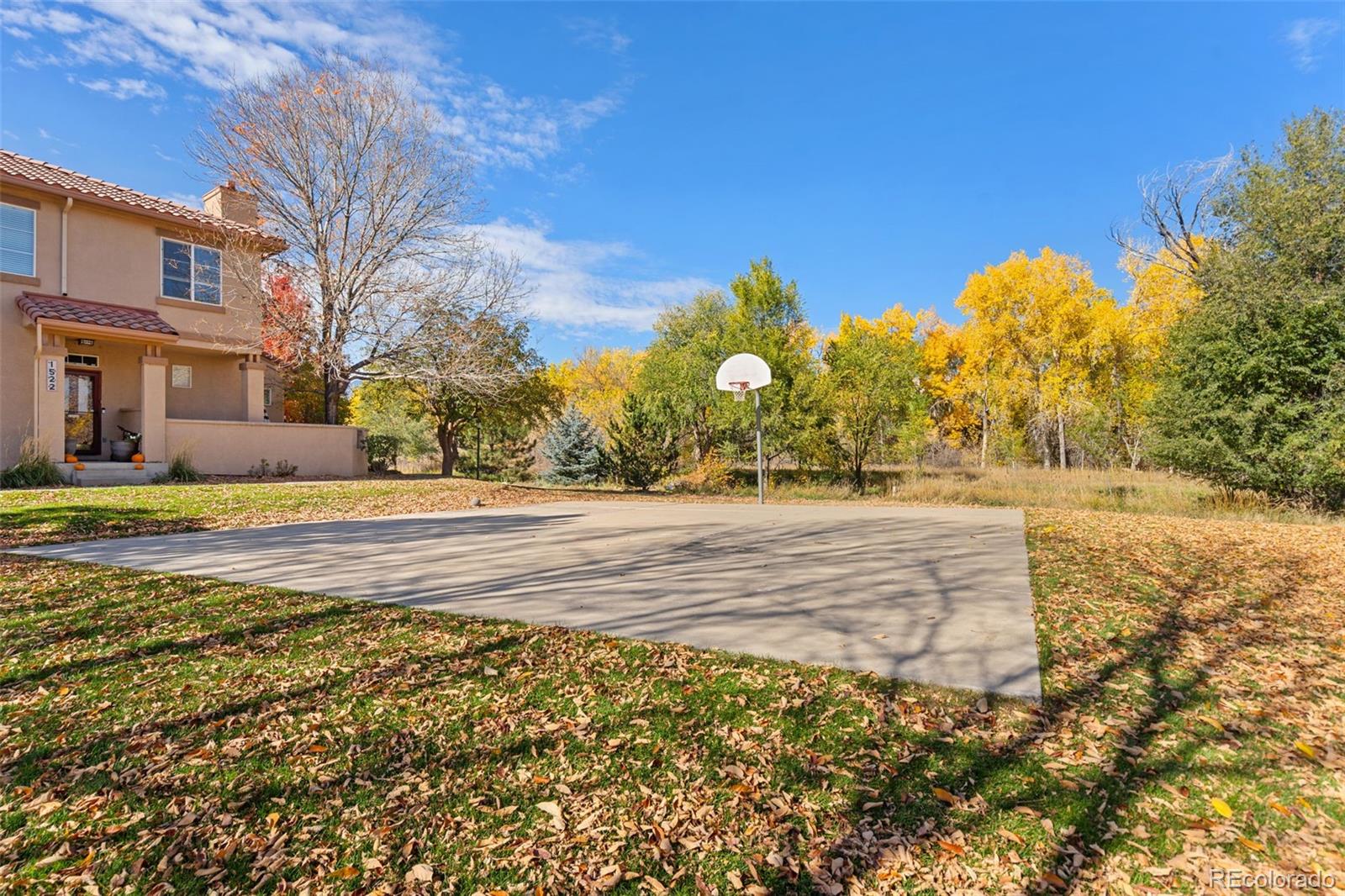 3231 Apogee View