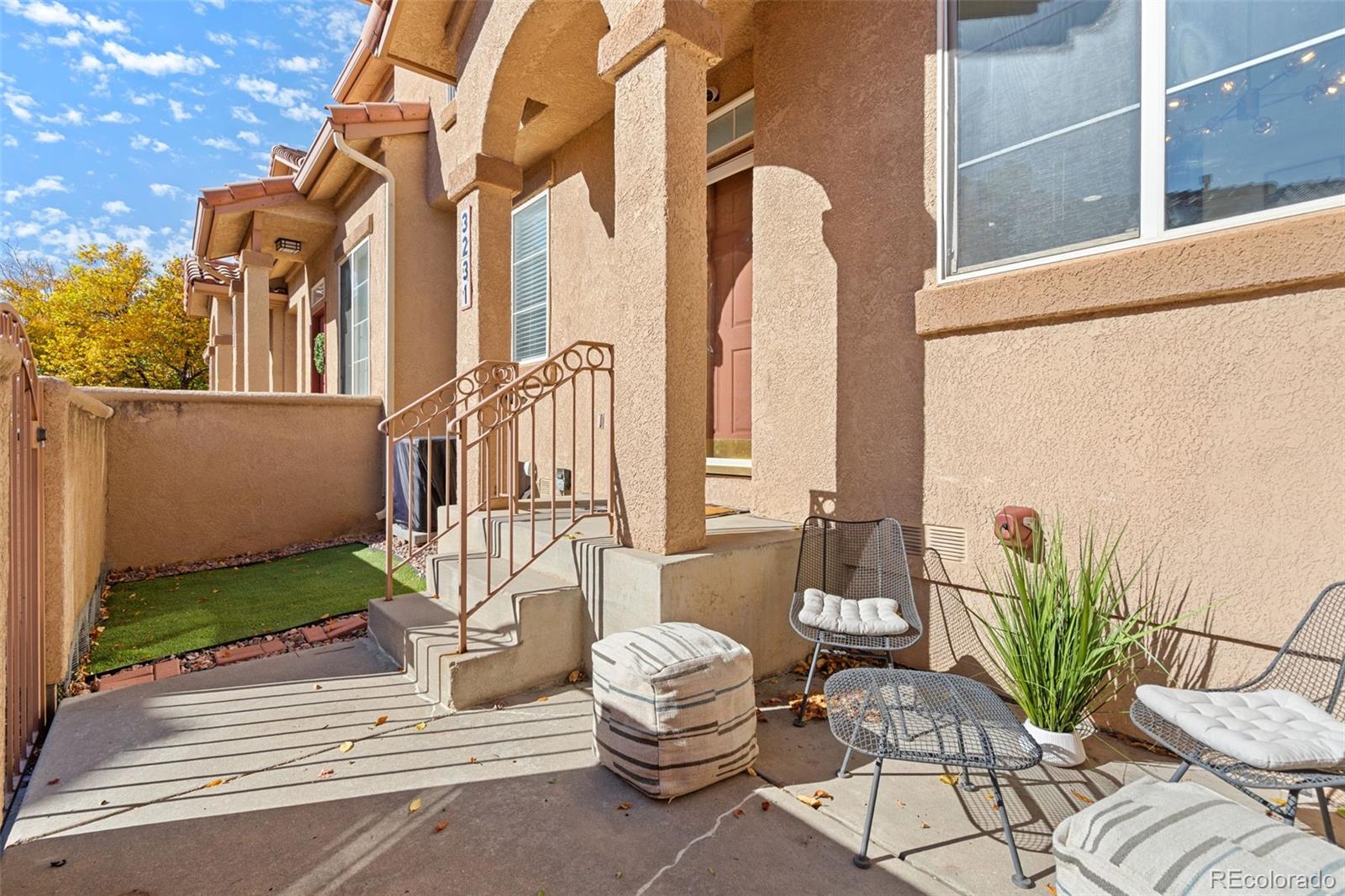 3231 Apogee View
