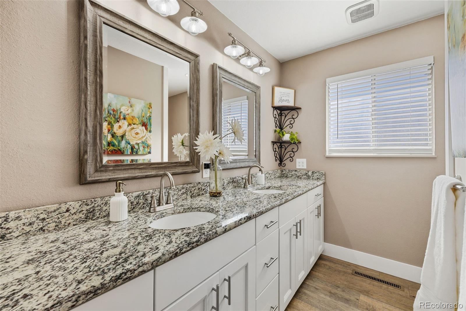 3160 Westcliff Drive