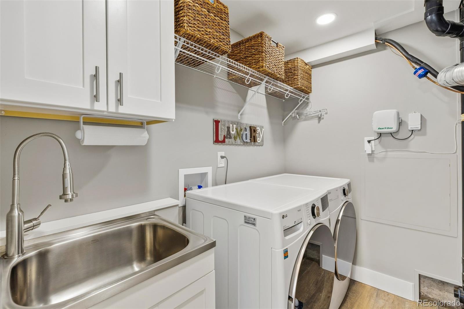 3160 Westcliff Drive