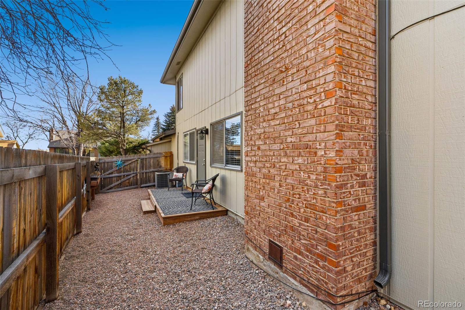 3160 Westcliff Drive