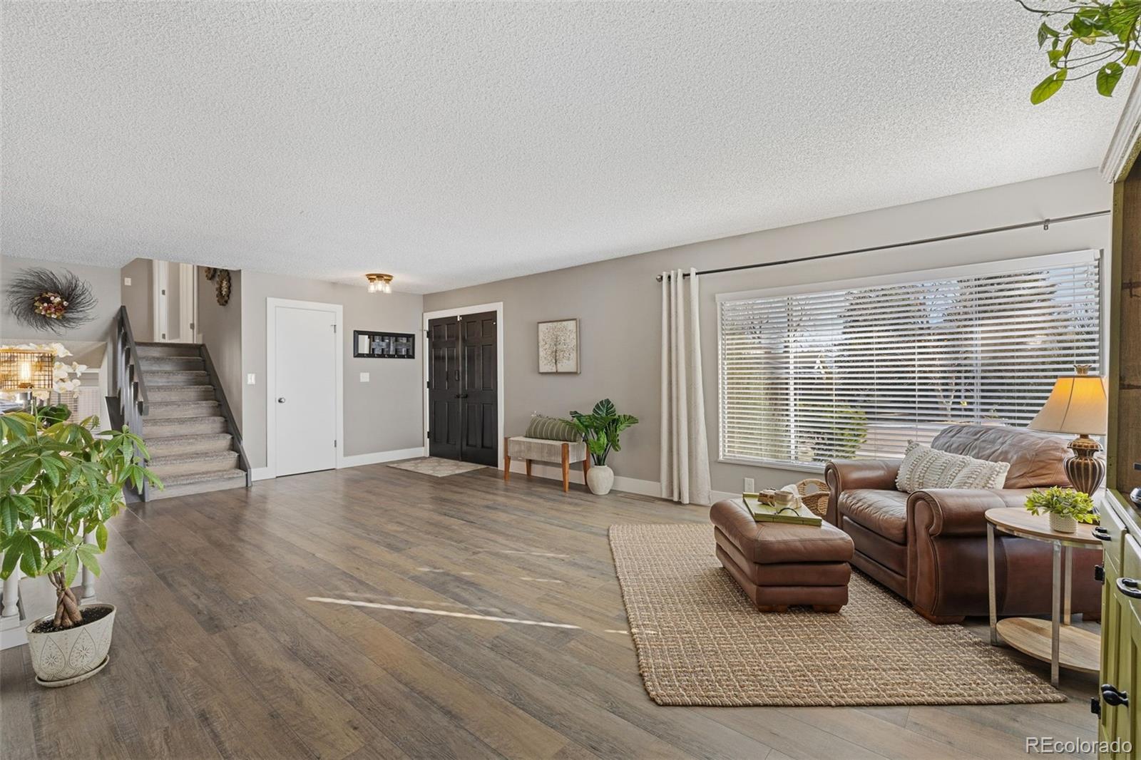 3160 Westcliff Drive