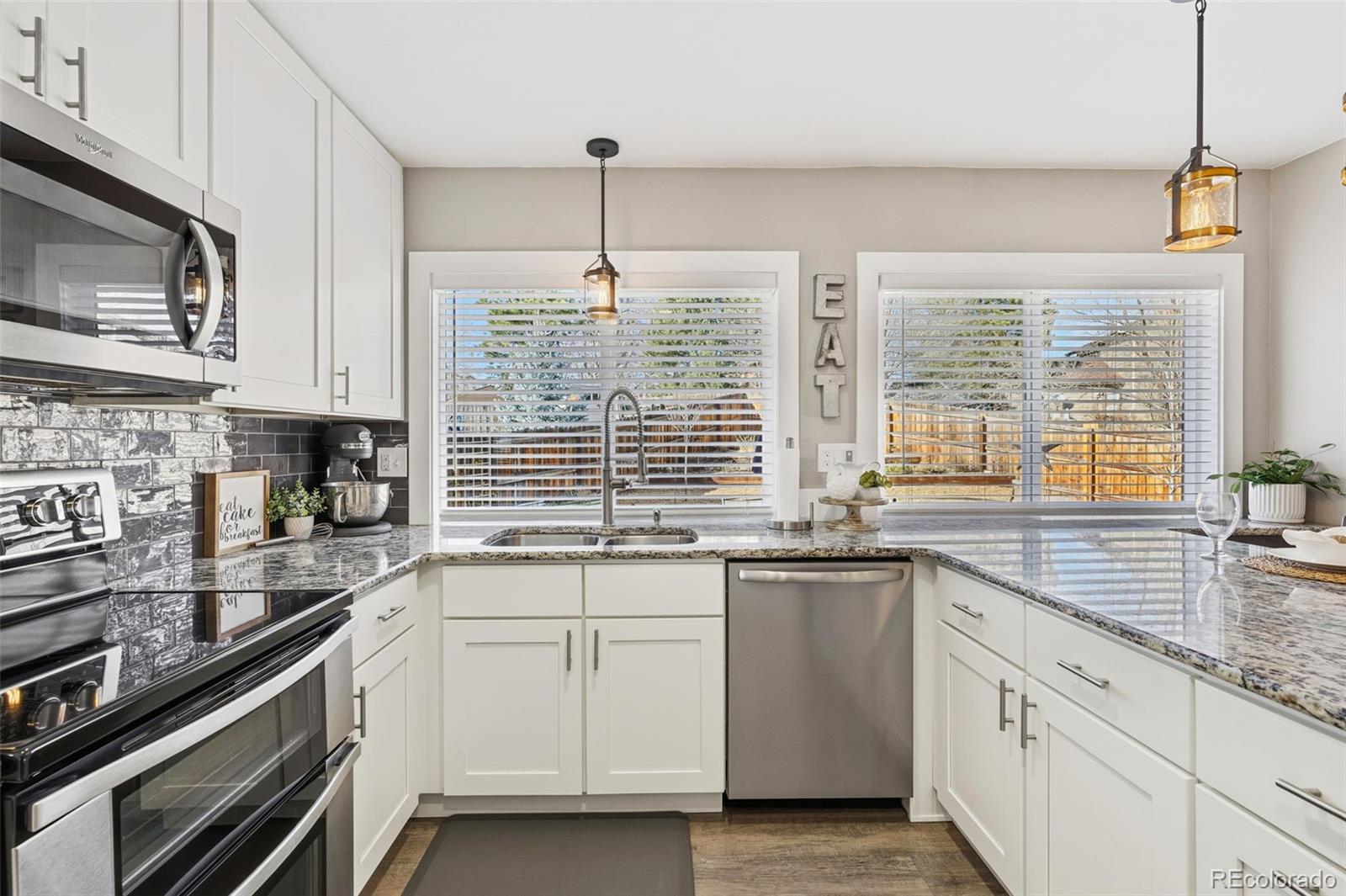 3160 Westcliff Drive