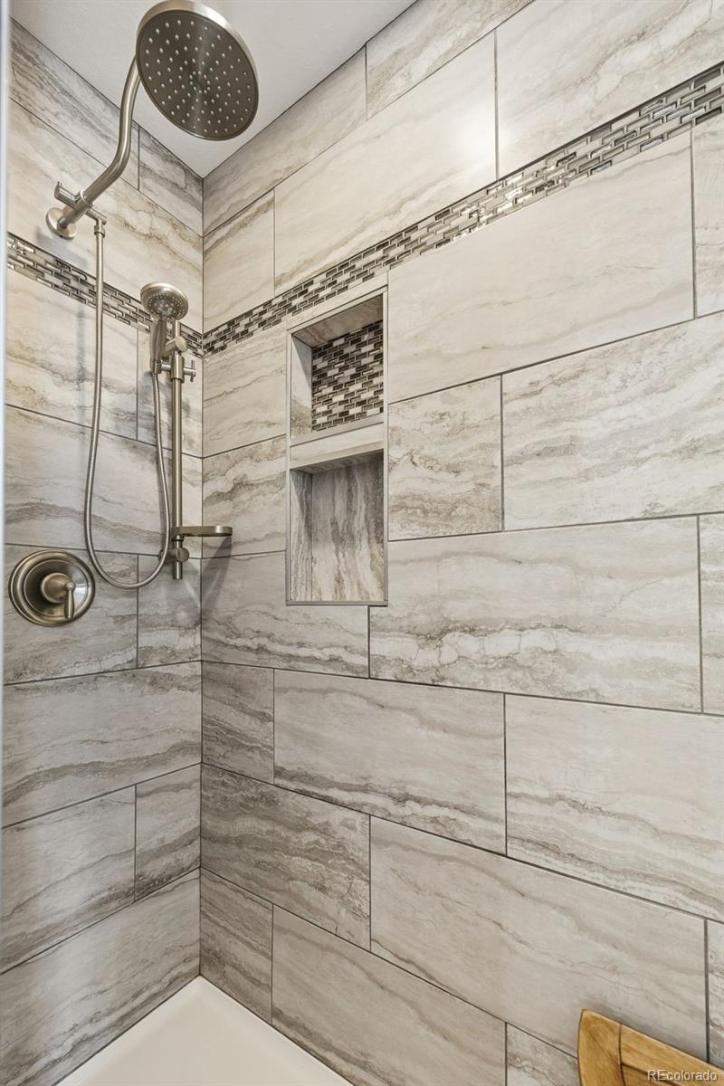 3160 Westcliff Drive