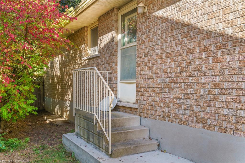 6 Youngman Drive