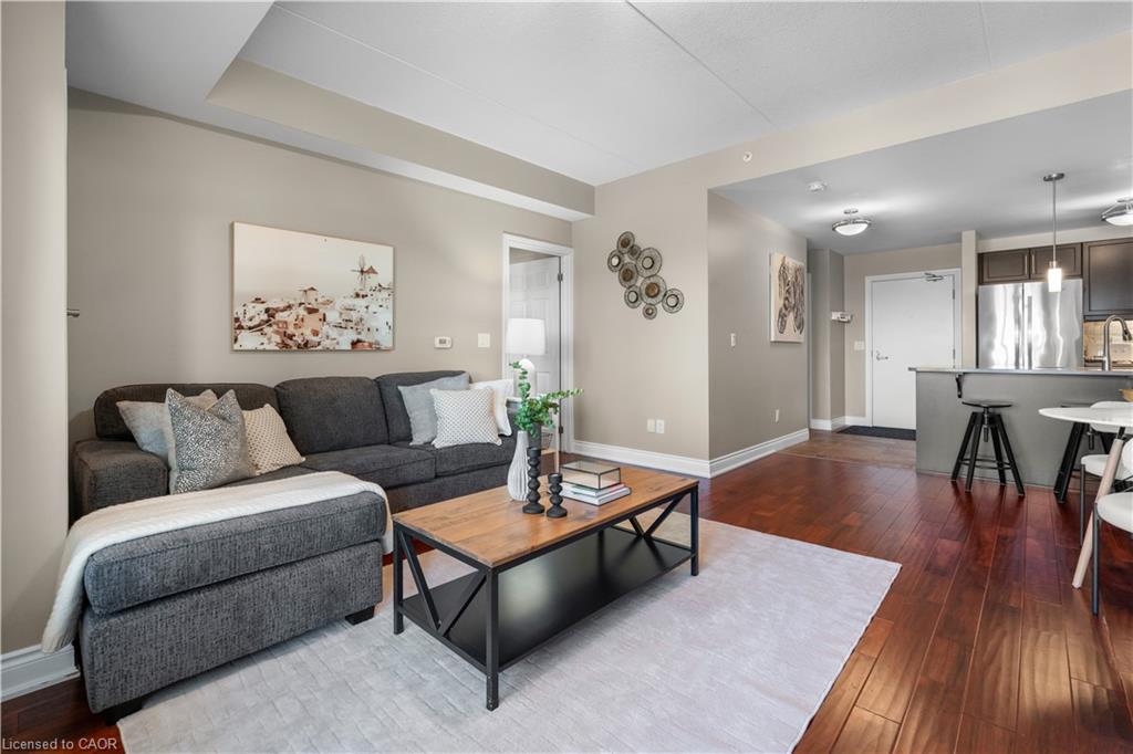 302-106 Bard Boulevard Unit: 302
