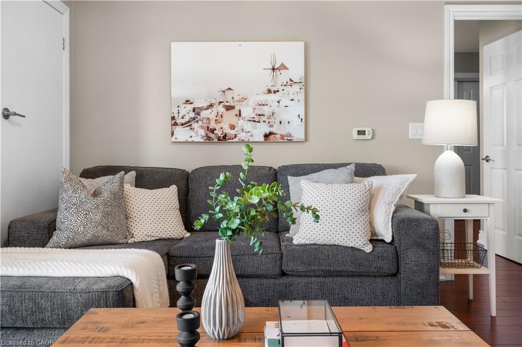 302-106 Bard Boulevard Unit: 302
