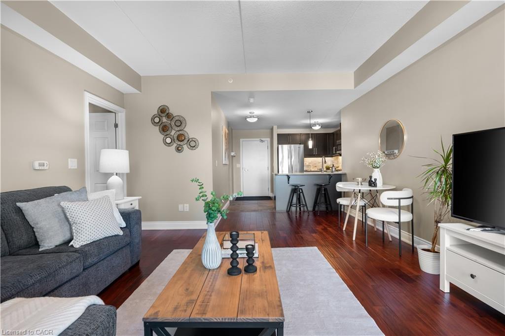 302-106 Bard Boulevard Unit: 302