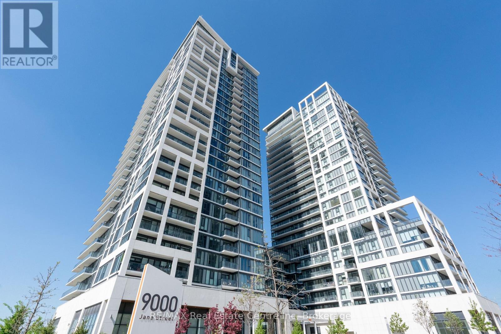 PH114 - 9000 JANE STREET