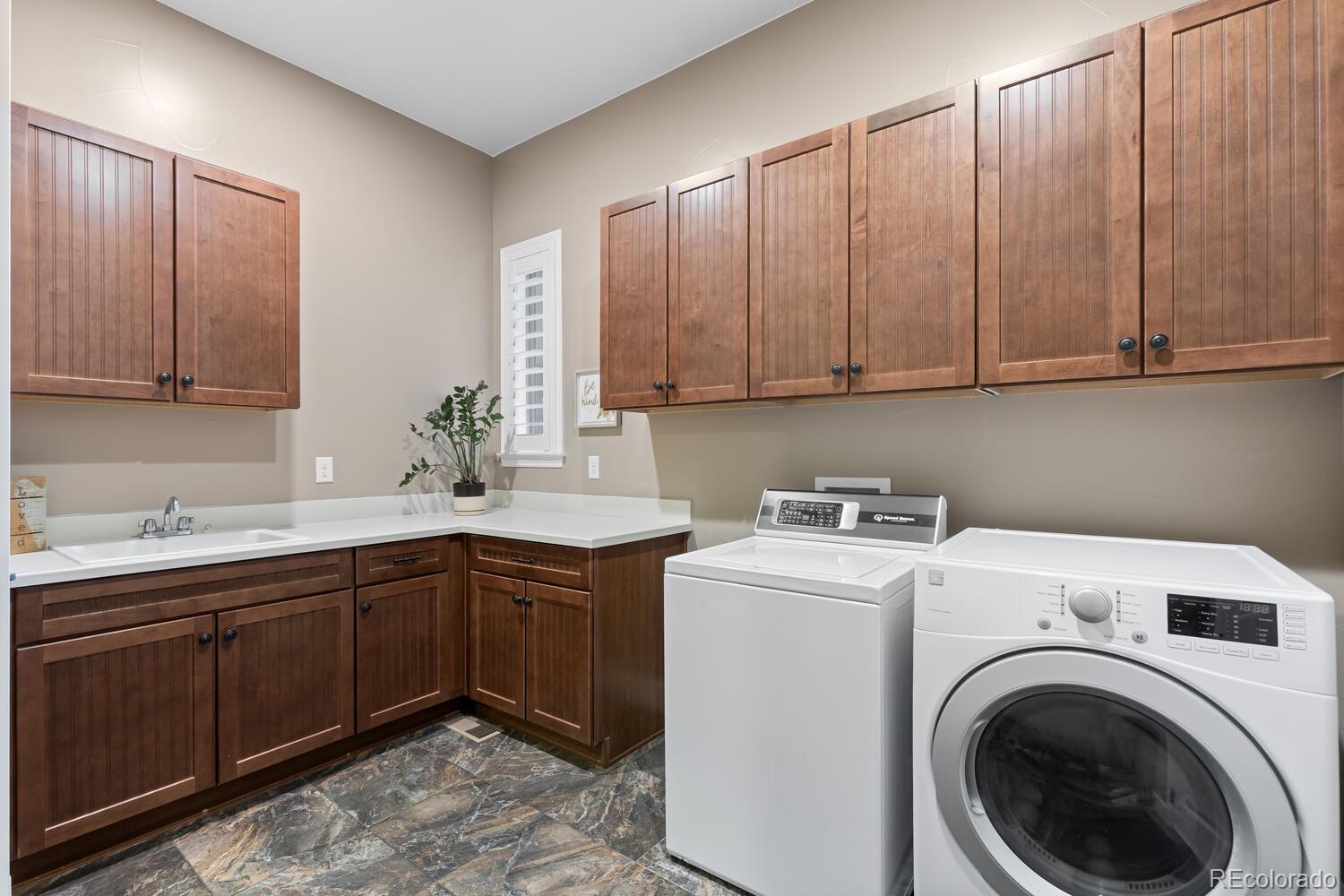 10660 Winding Pine Point