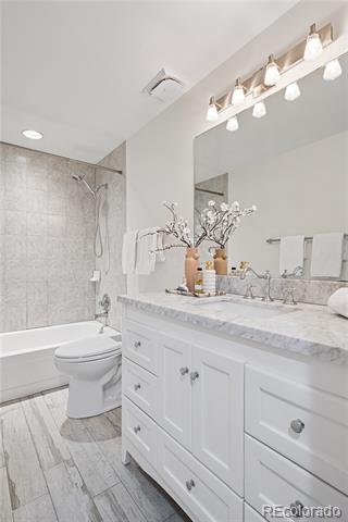 7343 S Ivy Way