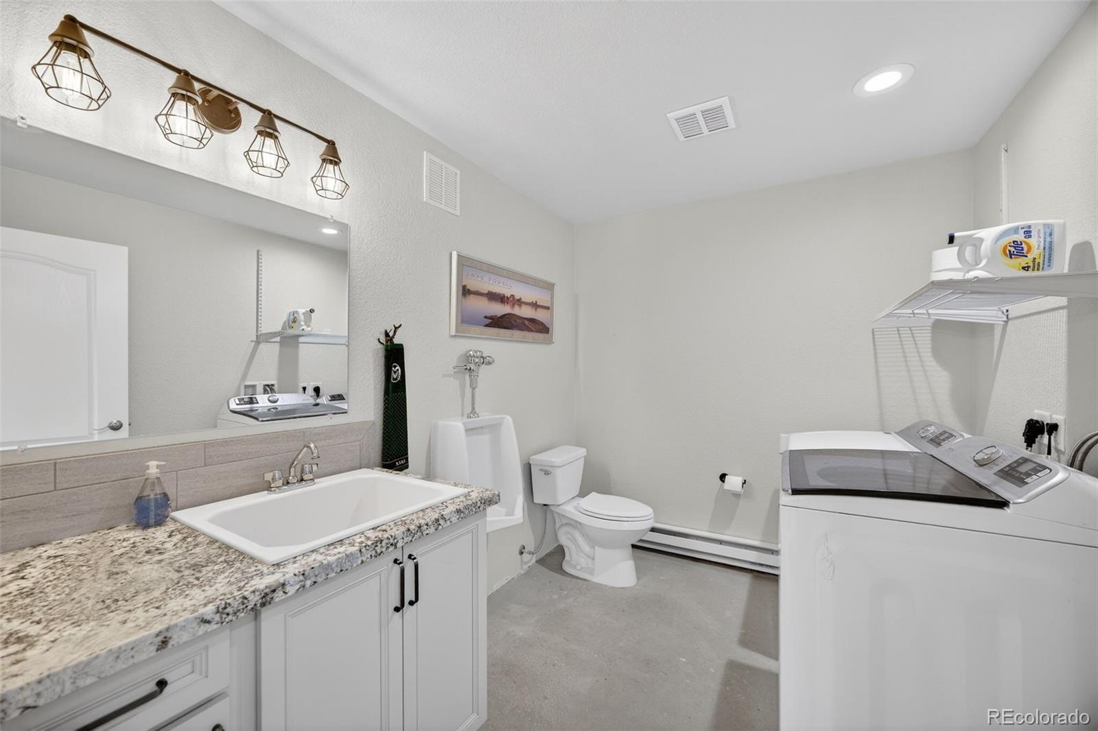 9498 Wagonwheel Drive