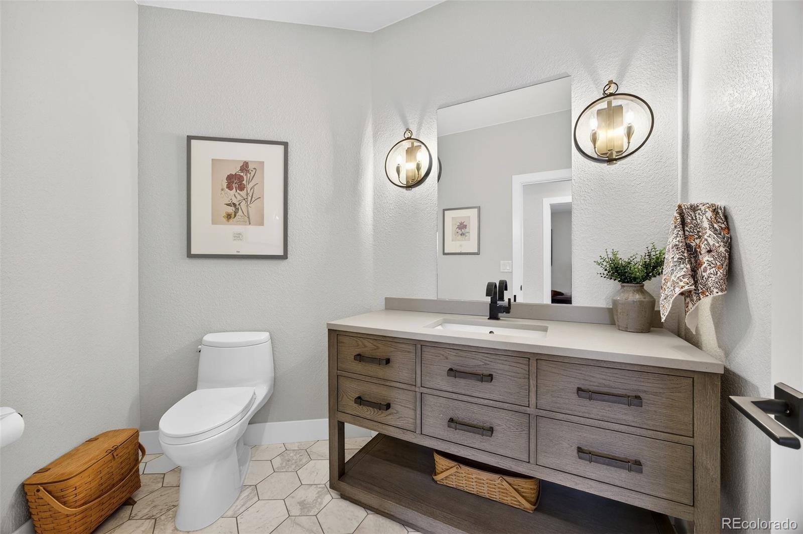 9498 Wagonwheel Drive