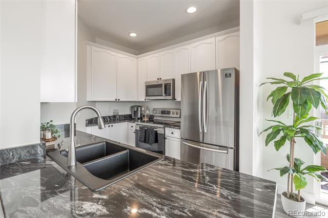 8464 S Holland Way Unit: 308