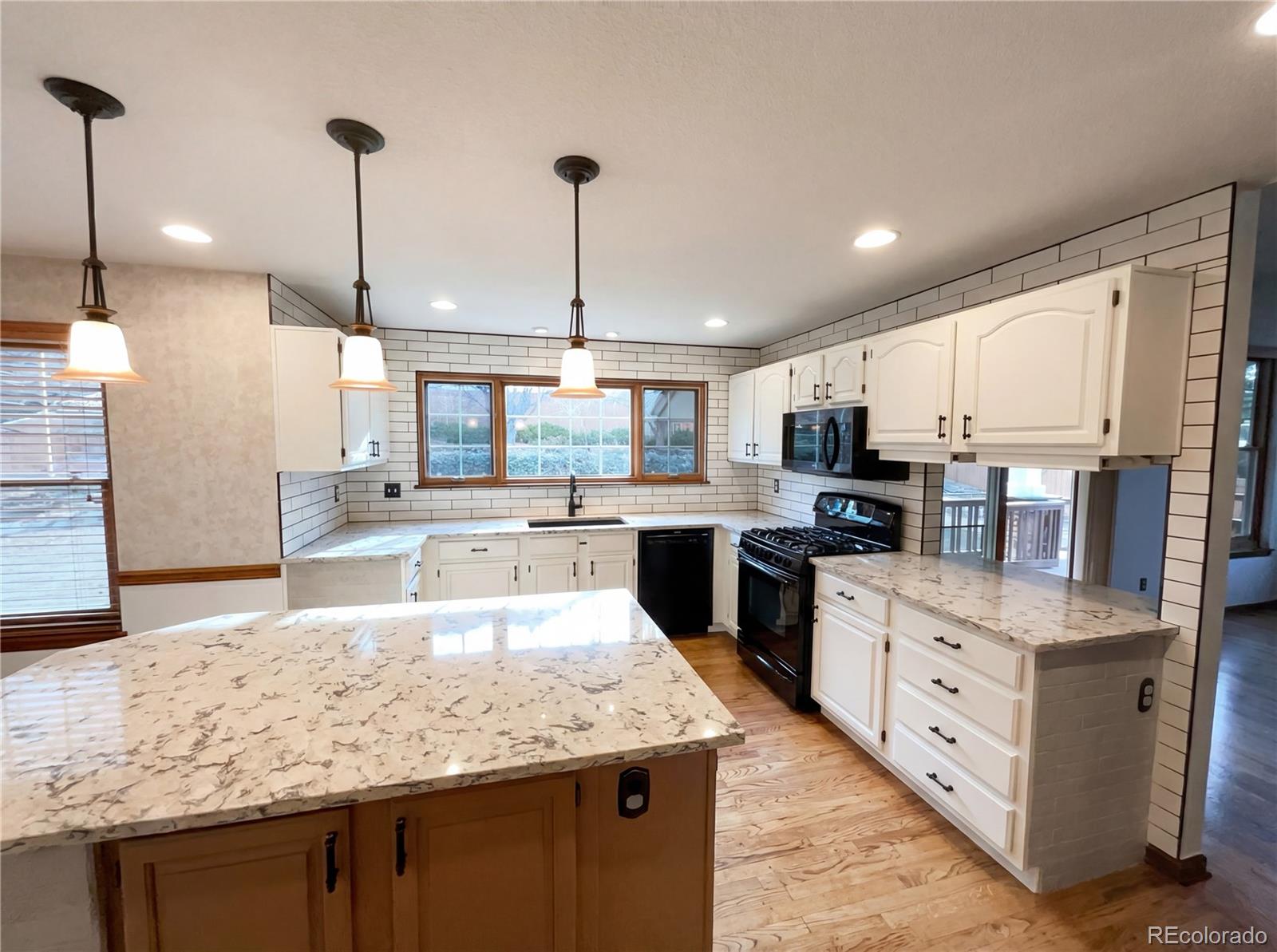9372 Prairie View Drive
