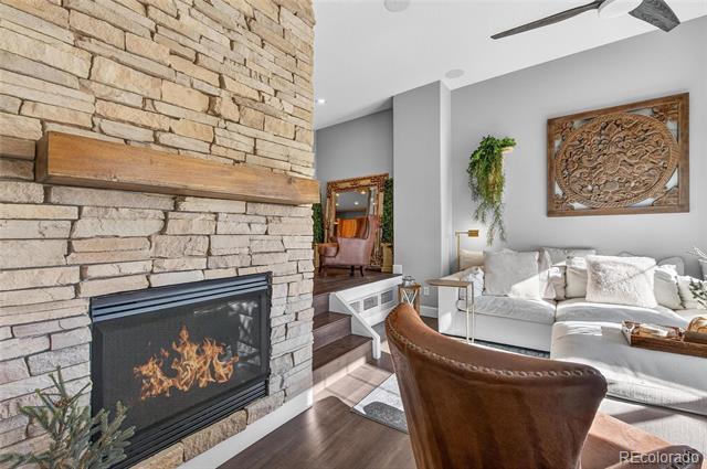 875 Brookhurst Avenue Unit: B