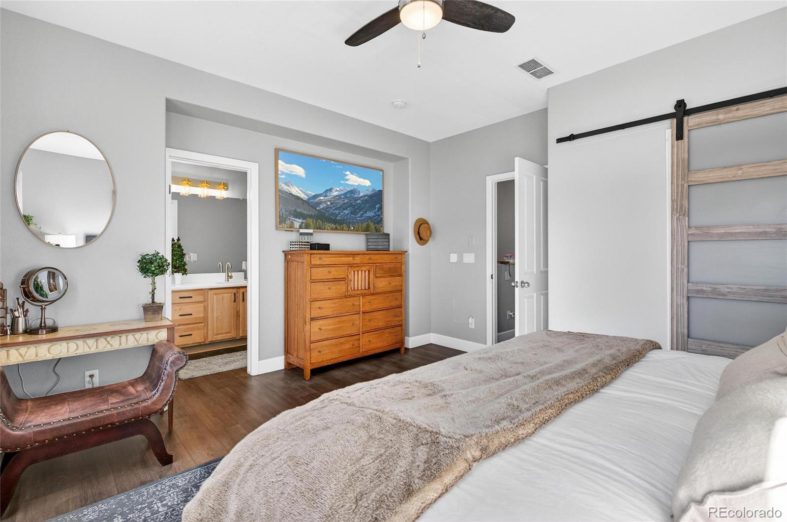 875 Brookhurst Avenue Unit: B