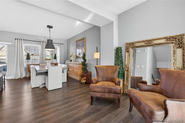 875 Brookhurst Avenue Unit: B