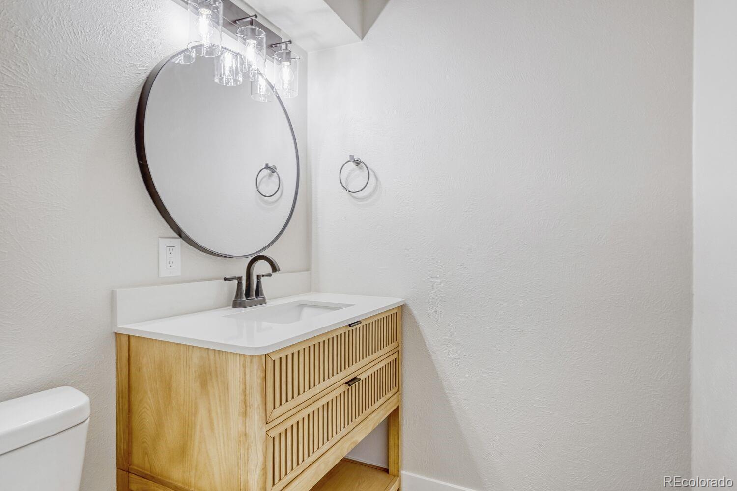 7037 S Newland Street