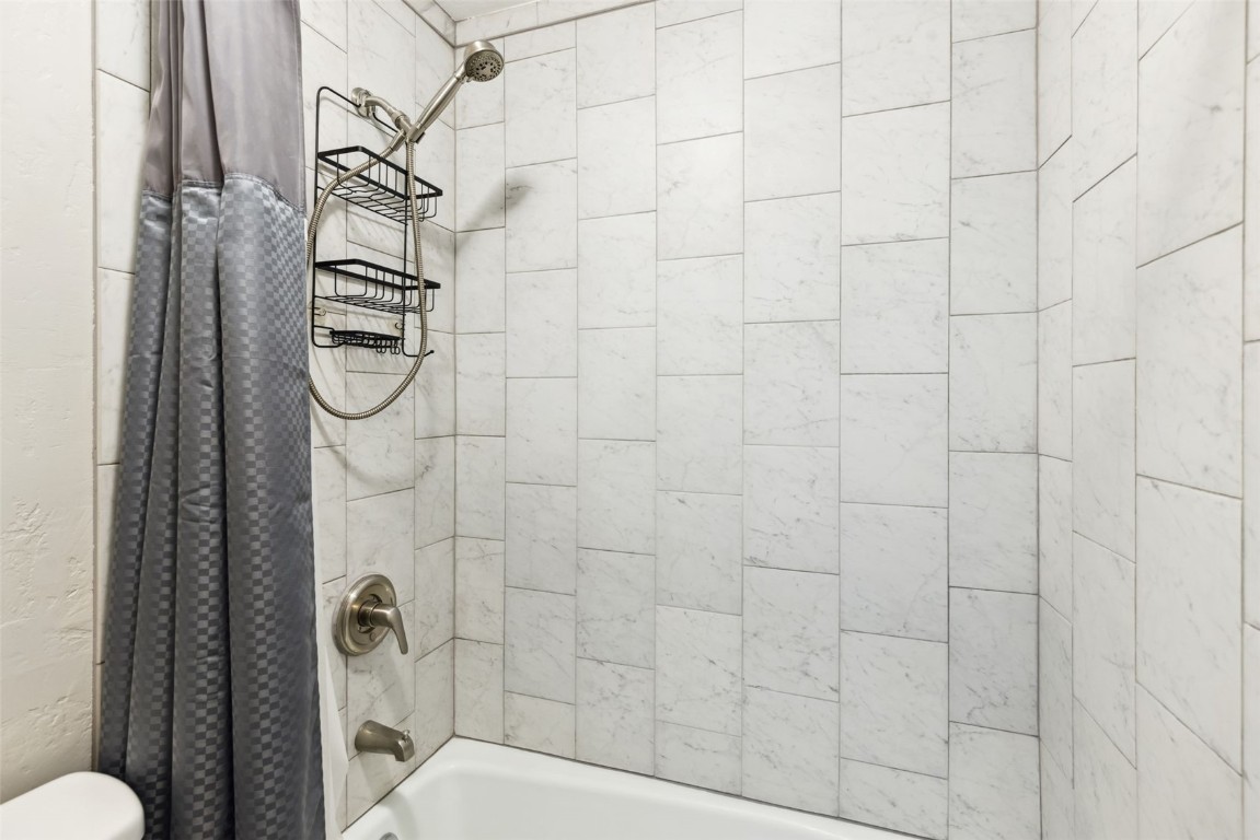 863 Straight Creek DRIVE 202