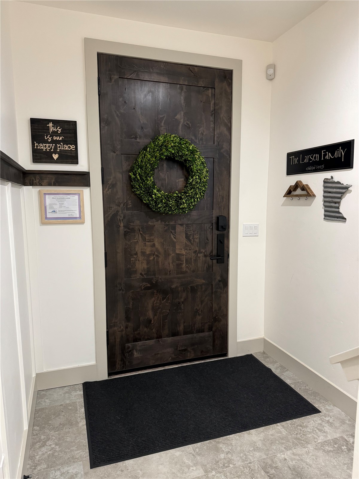 111 Geneva DRIVE W G1