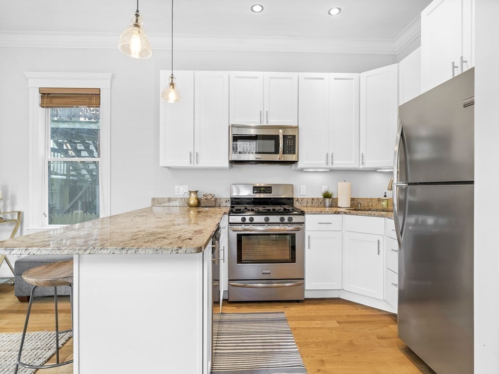 9 Knowlton St Unit: 1