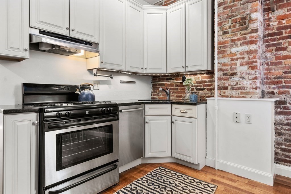 11 Phillips Street Unit: 2