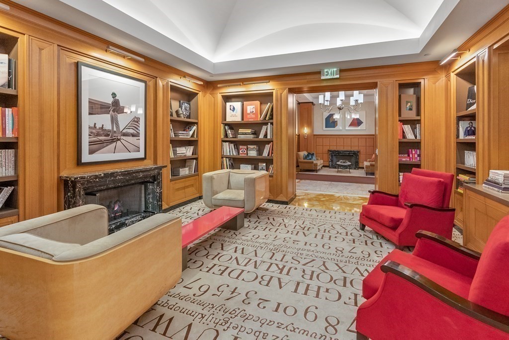 400 Stuart Street # 16A