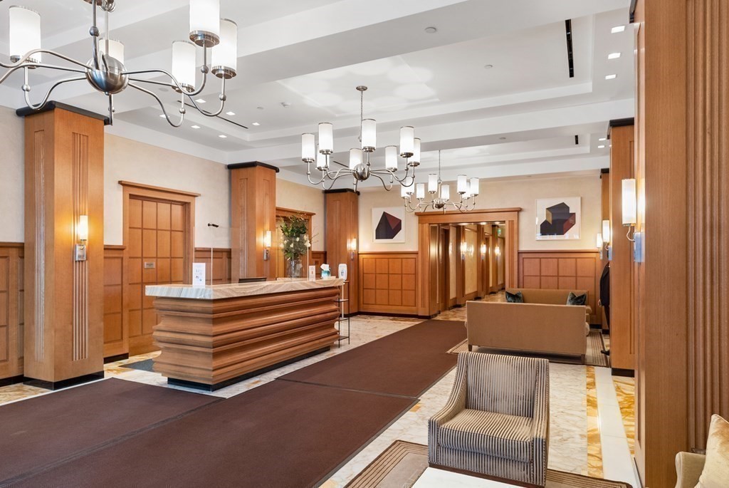 400 Stuart Street # 16A