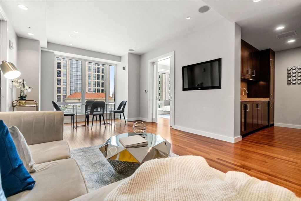 400 Stuart Street # 16A