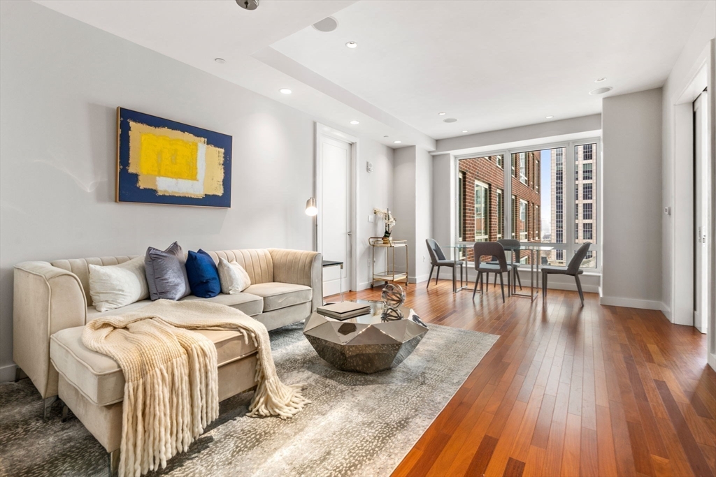 400 Stuart Street # 16A