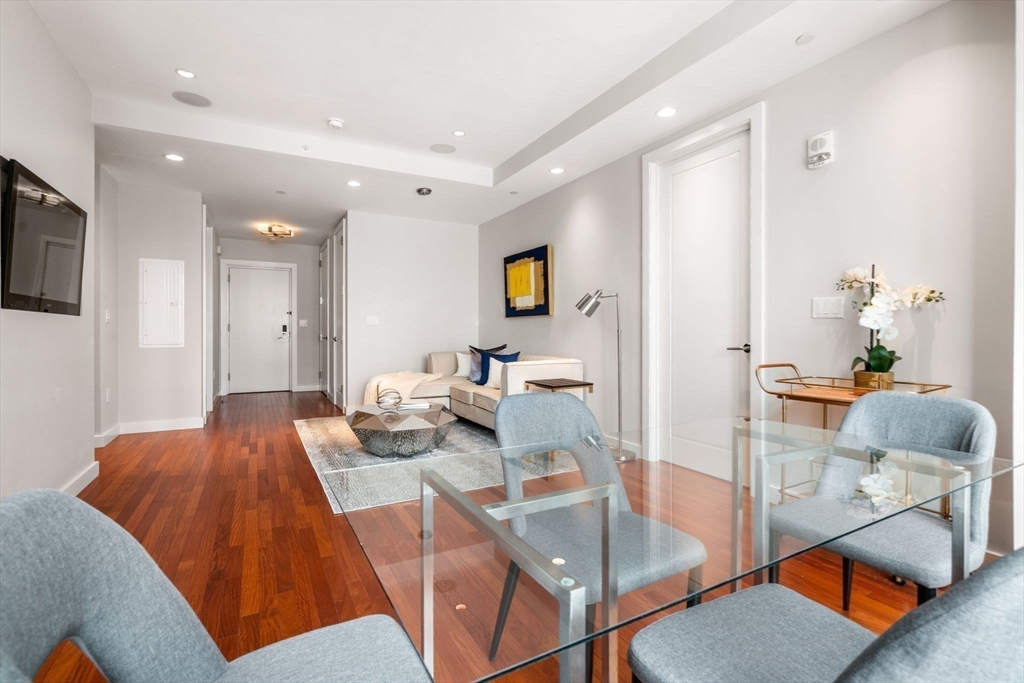400 Stuart Street # 16A