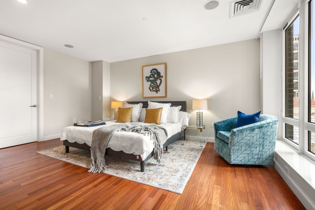 400 Stuart Street # 16A