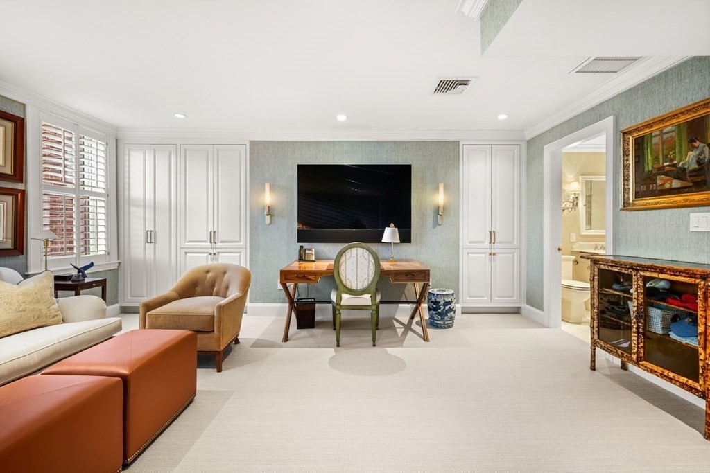 183 Commonwealth Avenue # 4