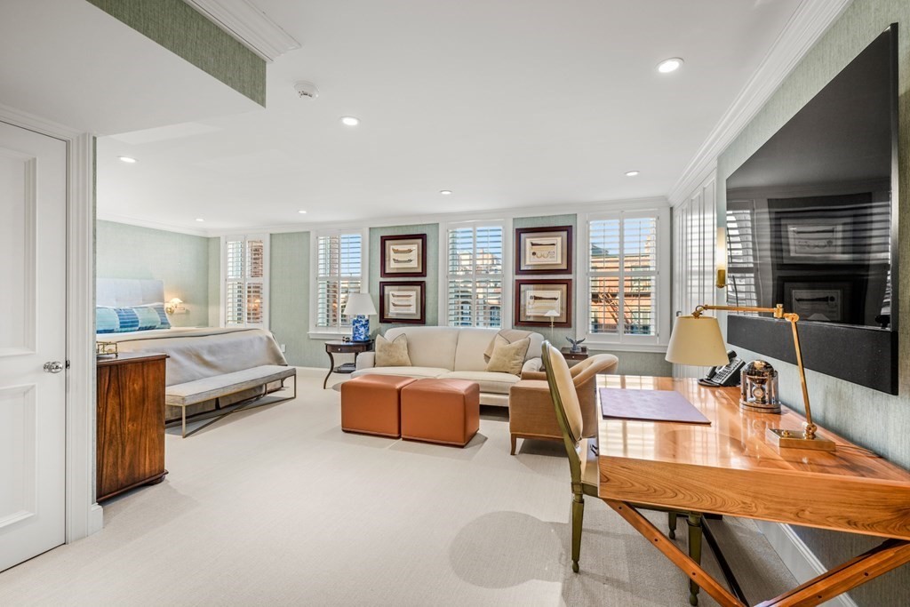 183 Commonwealth Avenue # 4